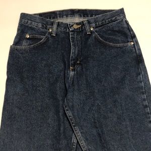 blue jean shorts!!